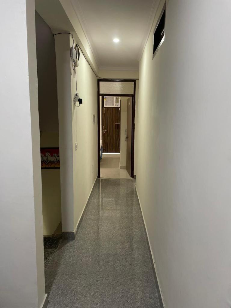 Hotel Krishna Lajpat Nagar 1- Couple Friendly New Delhi